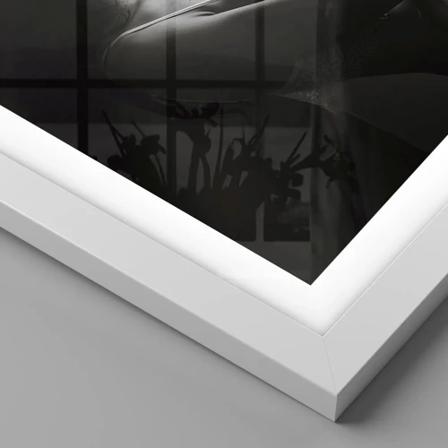 Plakat i hvid ramme - Et sensuelt øjeblik - 70x100 cm
