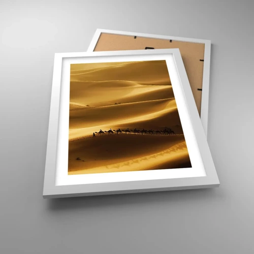 Plakat i hvid ramme - Karavane på ørkenens bølger - 30x40 cm