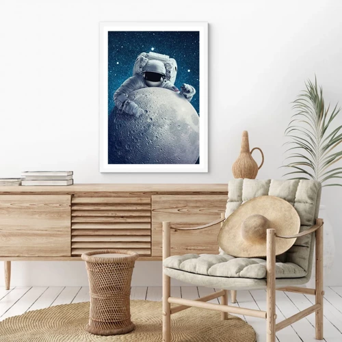 Plakat i hvid ramme - Kosmisk spøgefugl - 70x100 cm