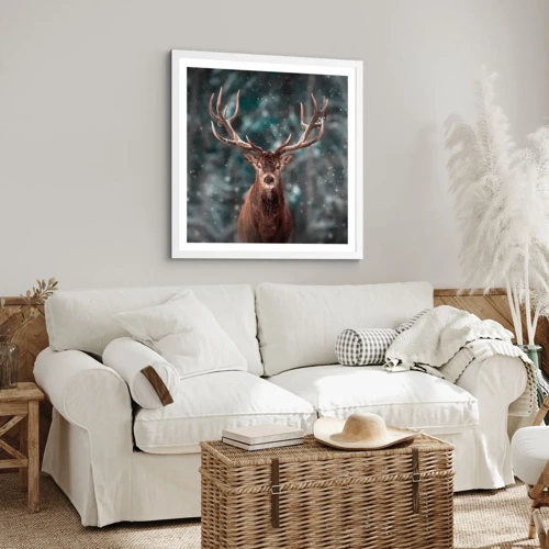 Plakat i hvid ramme - Skovens konge kronet - 40x40 cm