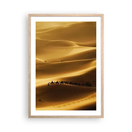 Plakat i ramme af lyst egetræ - Karavane på ørkenens bølger - 50x70 cm