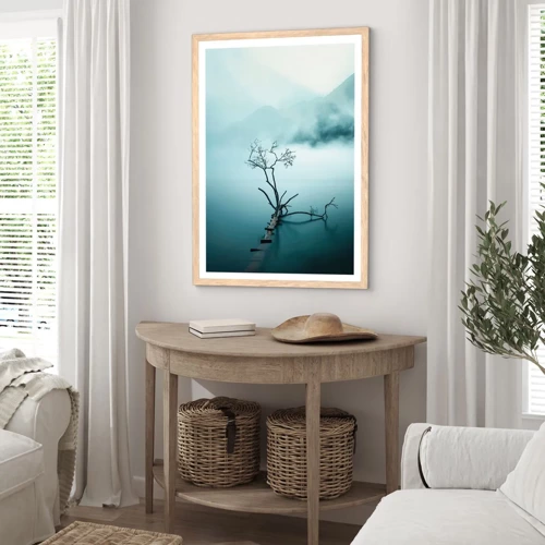Plakat i ramme af lyst egetræ - Ud af vand og tåge - 70x100 cm