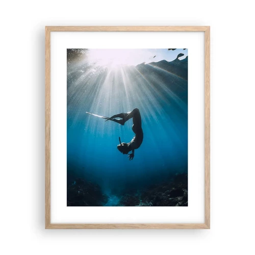 Plakat i ramme af lyst egetræ - Undervandsdans - 40x50 cm