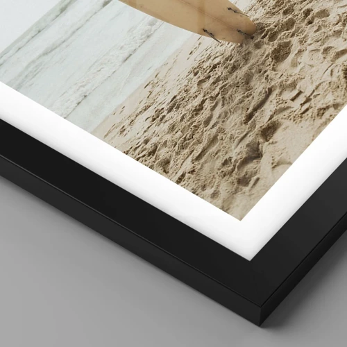 Plakat i sort ramme - Af kærlighed til bølgerne - 70x100 cm