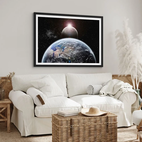 Plakat i sort ramme - Kosmisk landskab - solopgang - 40x30 cm