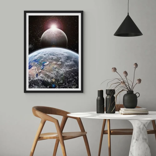 Plakat i sort ramme - Kosmisk landskab - solopgang - 50x70 cm