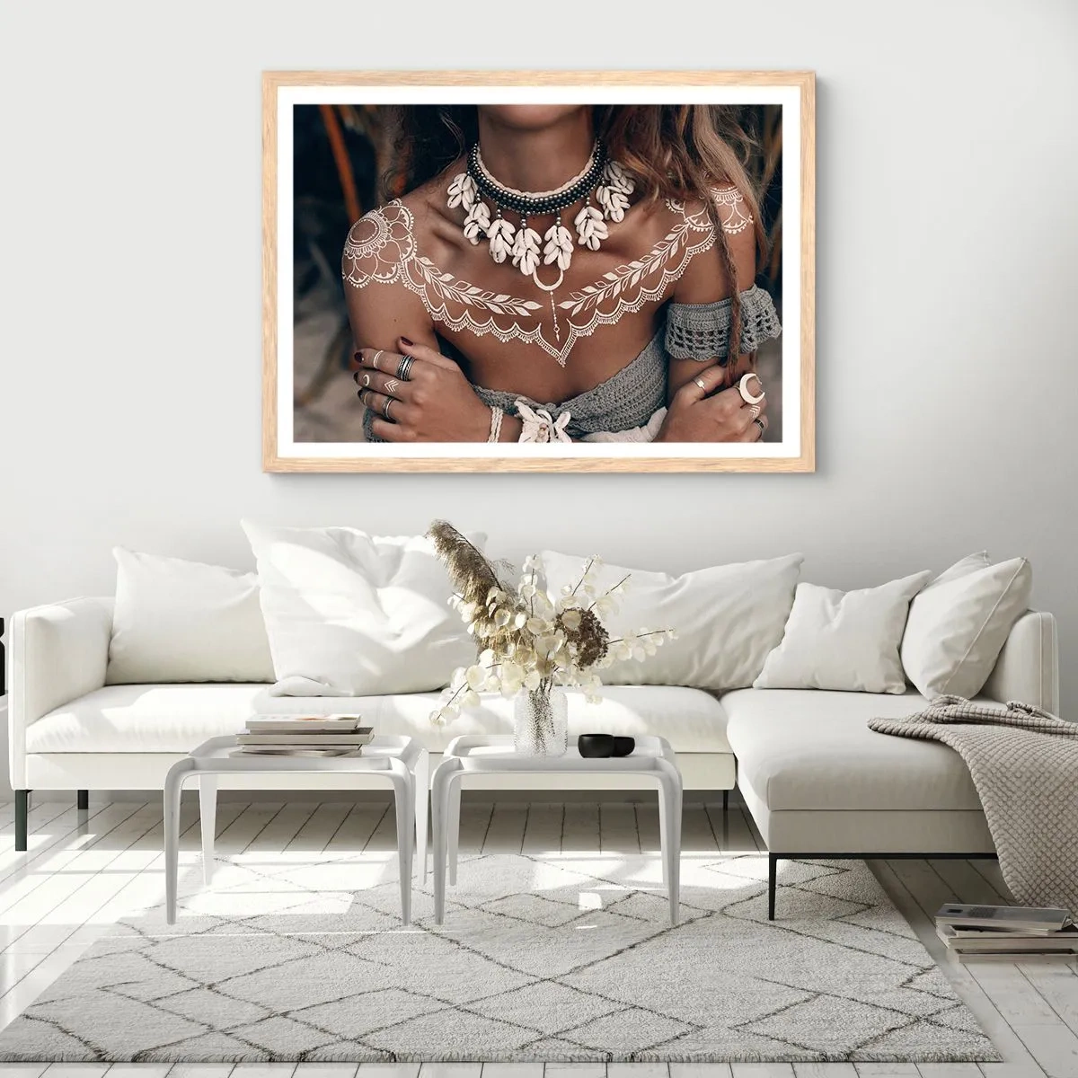 Plakat i ramme af lyst egetræ - Talismaner, ritualer om kvindelighed - 70x50 cm