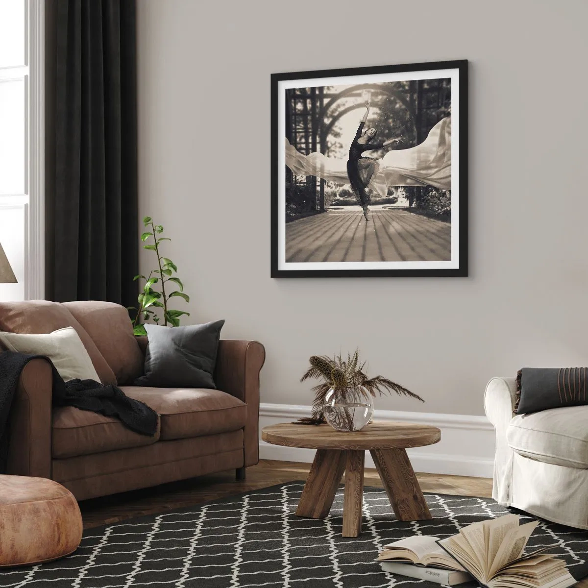 Plakat i sort ramme - Dans i haven - 40x40 cm