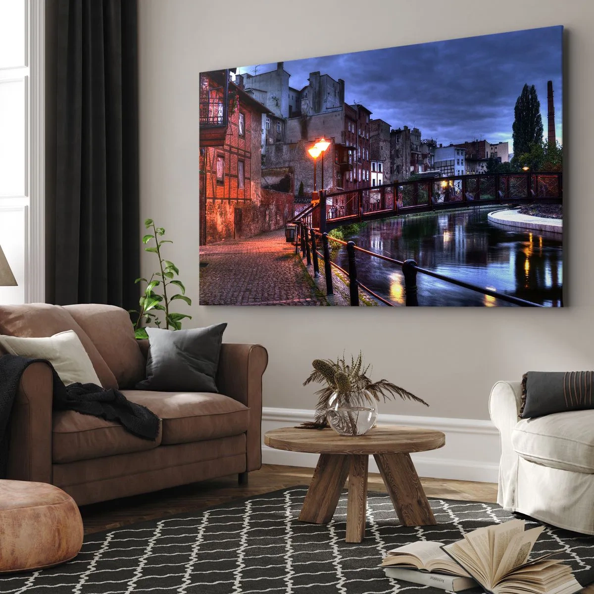 Lærredstryk - Billede på lærred - Aftenudsigt over lejlighedshusene og broen over kanalen - 70x50cm - Du kendte ikke Bydgoszcz på denne måde - Moderne vægdekoration til stue og soveværelse ARTTOR