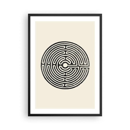 Plakat i sort ramme - En minimalistisk sort-hvid labyrint på en lys baggrund. - 50x70cm - Mystisk orden - Moderne vægdekoration til stue og soveværelse ARTTOR