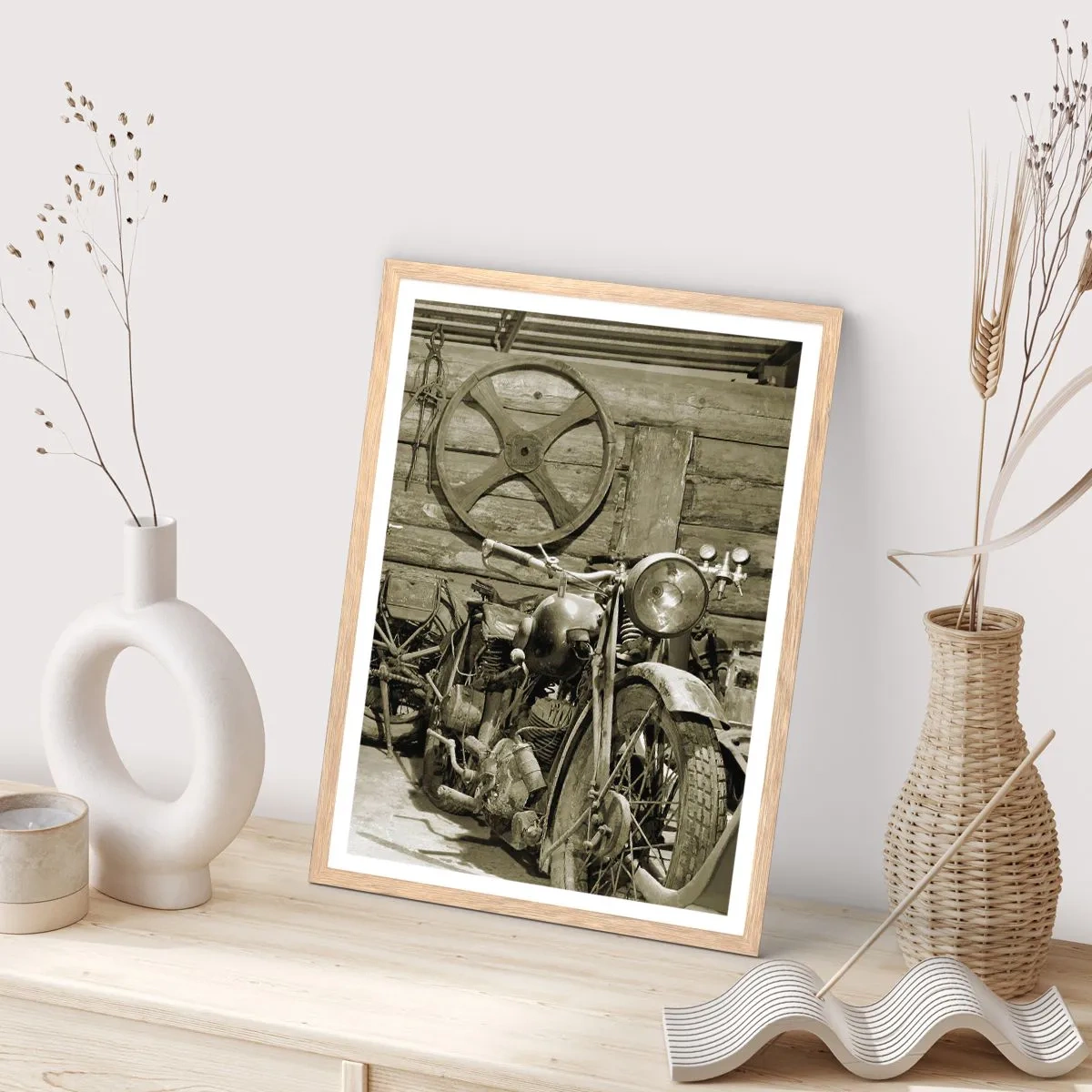 Plakat i ramme af lyst egetræ - I onkel Wladeks skur - 30x40 cm