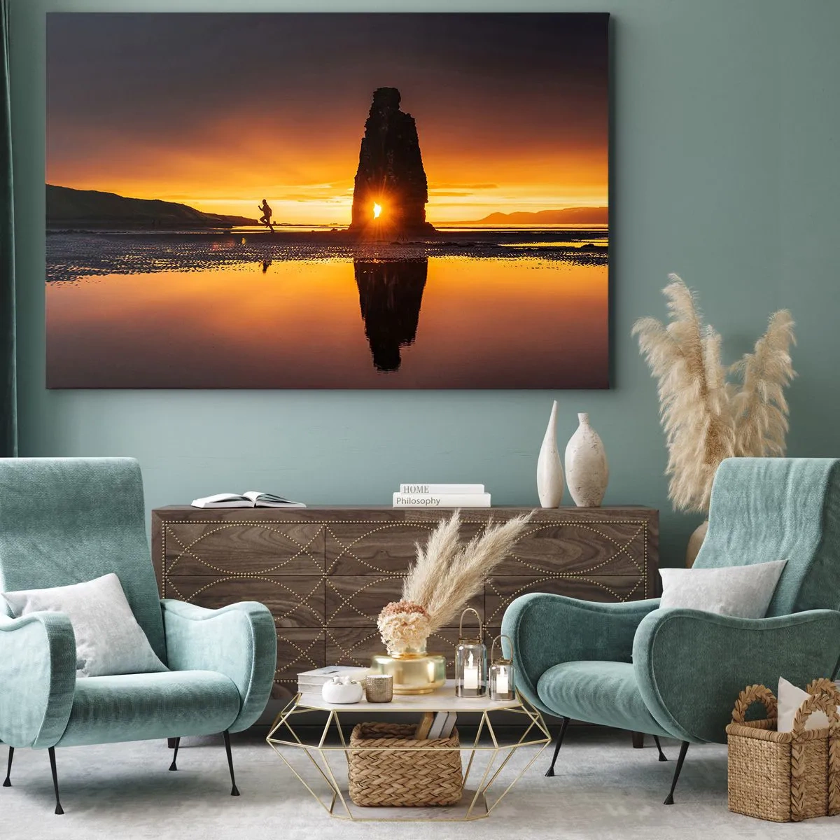 Lærredstryk - Billede på lærred - Person løber på stranden ved solnedgang med klippeformation - 70x50cm - Kun dig og naturen - Moderne vægdekoration til stue og soveværelse ARTTOR