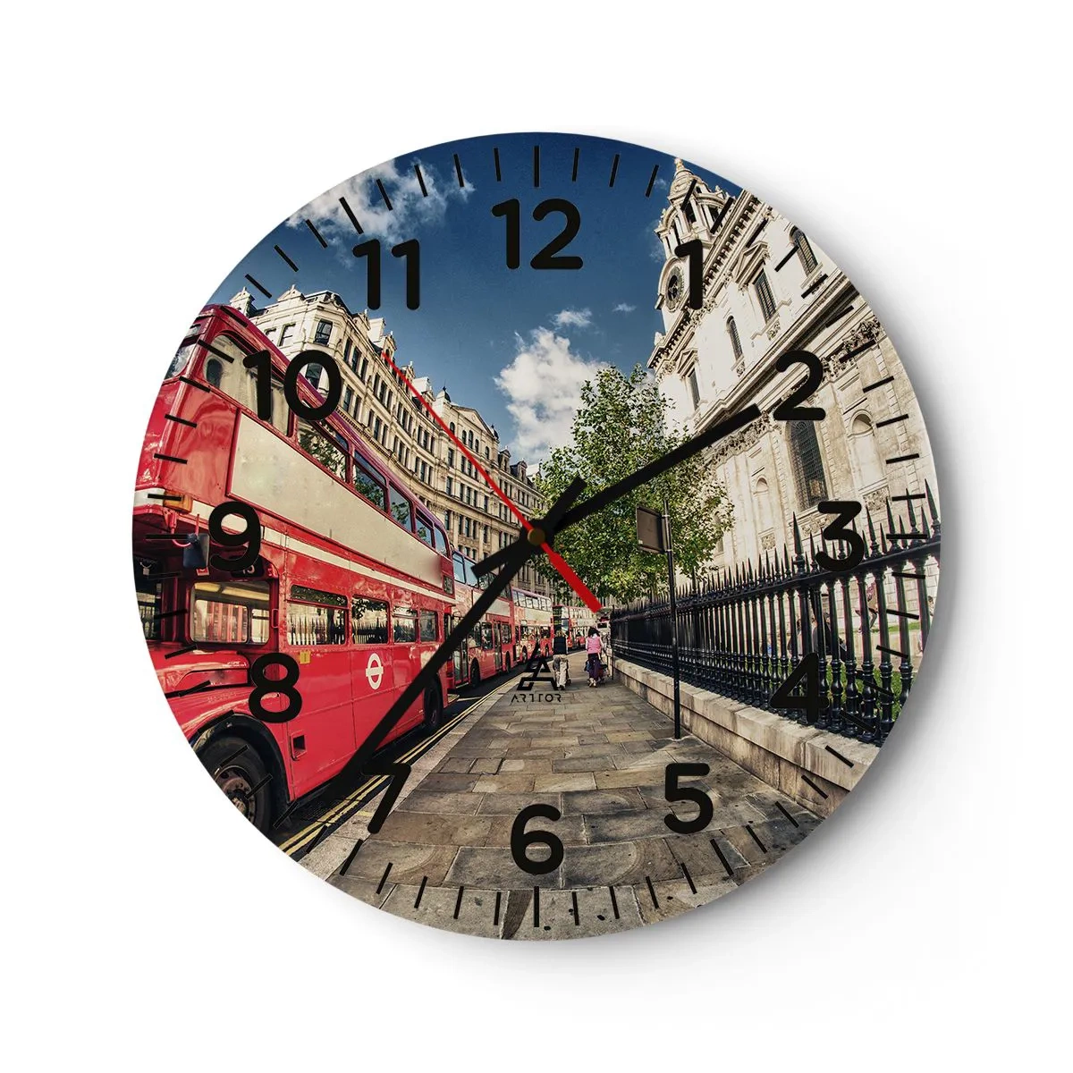 Vægur, Uret - Gade i London i grå og rødt - 30x30 cm