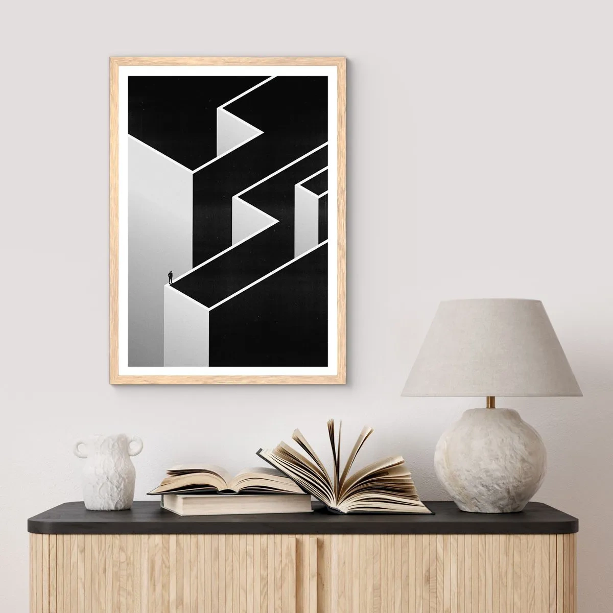 Plakat i ramme af lyst egetræ - Ensomhed på toppen - 50x70 cm