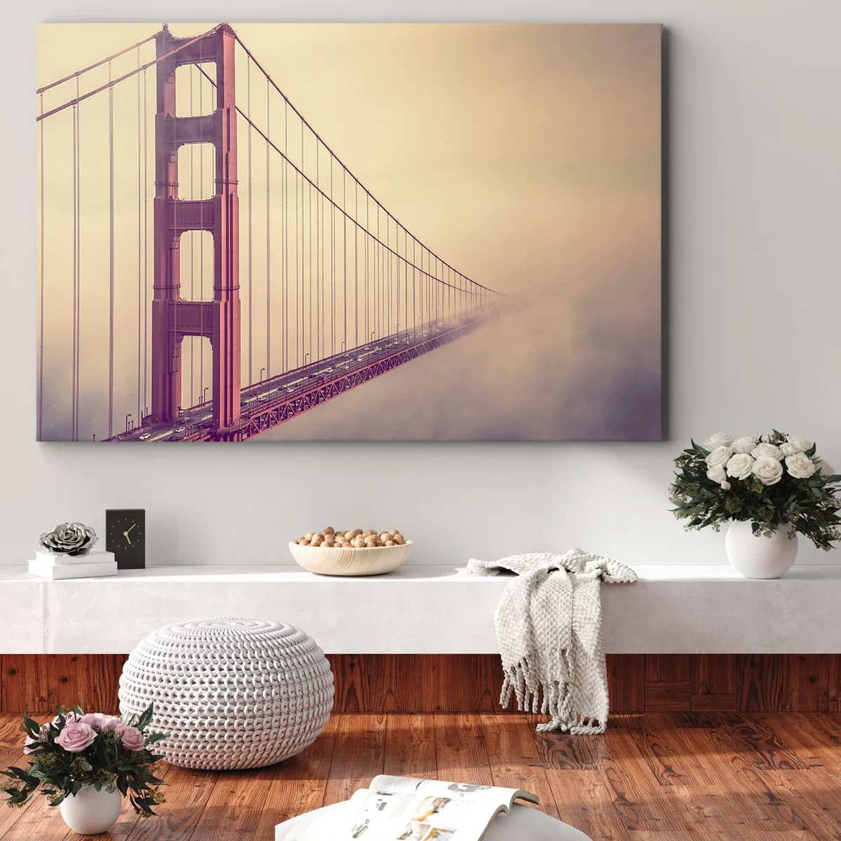 Lærredstryk - Billede på lærred - En bro i tågen i pastelfarver, et symbol på elegance og fred - 70x50cm - Mellem himmel og jord - Moderne vægdekoration til stue og soveværelse ARTTOR