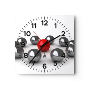 Vægur, Uret - Cirkel i sølv og rød - 30x30 cm