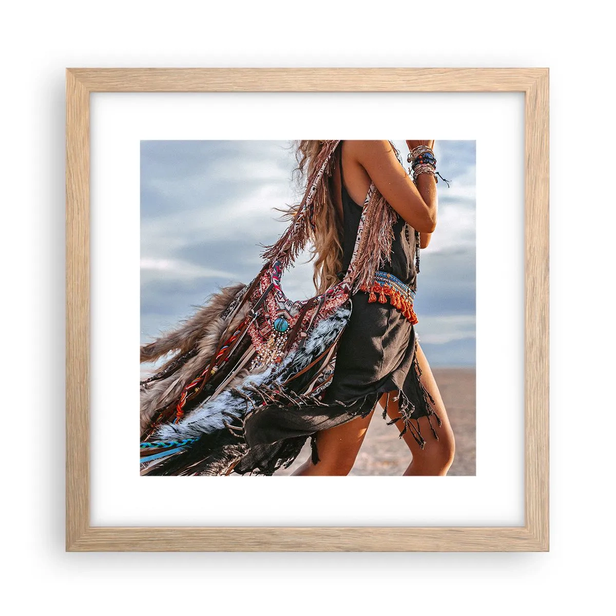 Plakat i ramme af lyst egetræ - Shamanens pige - 30x30 cm