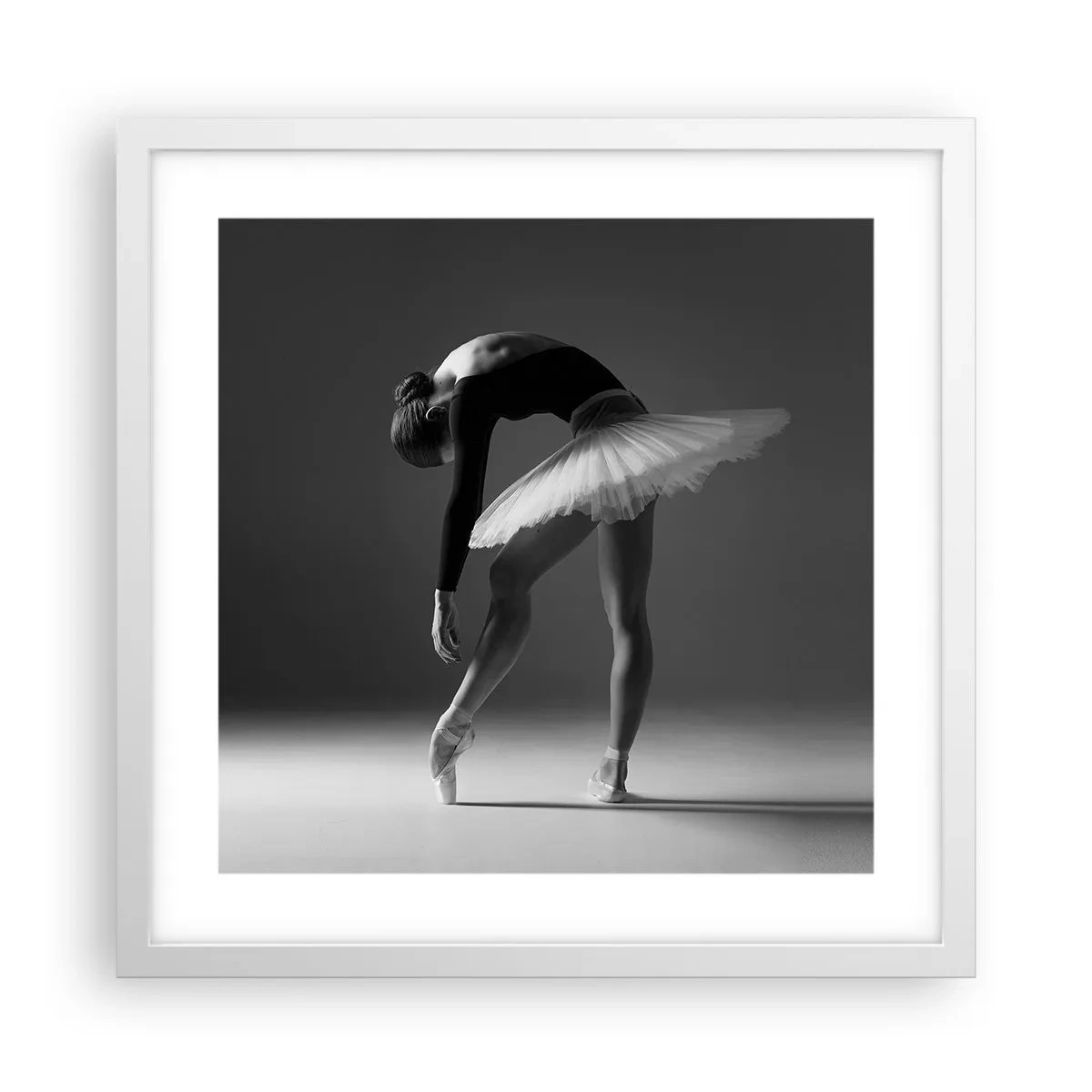 Plakat i hvid ramme - Bella balerina - 40x40 cm