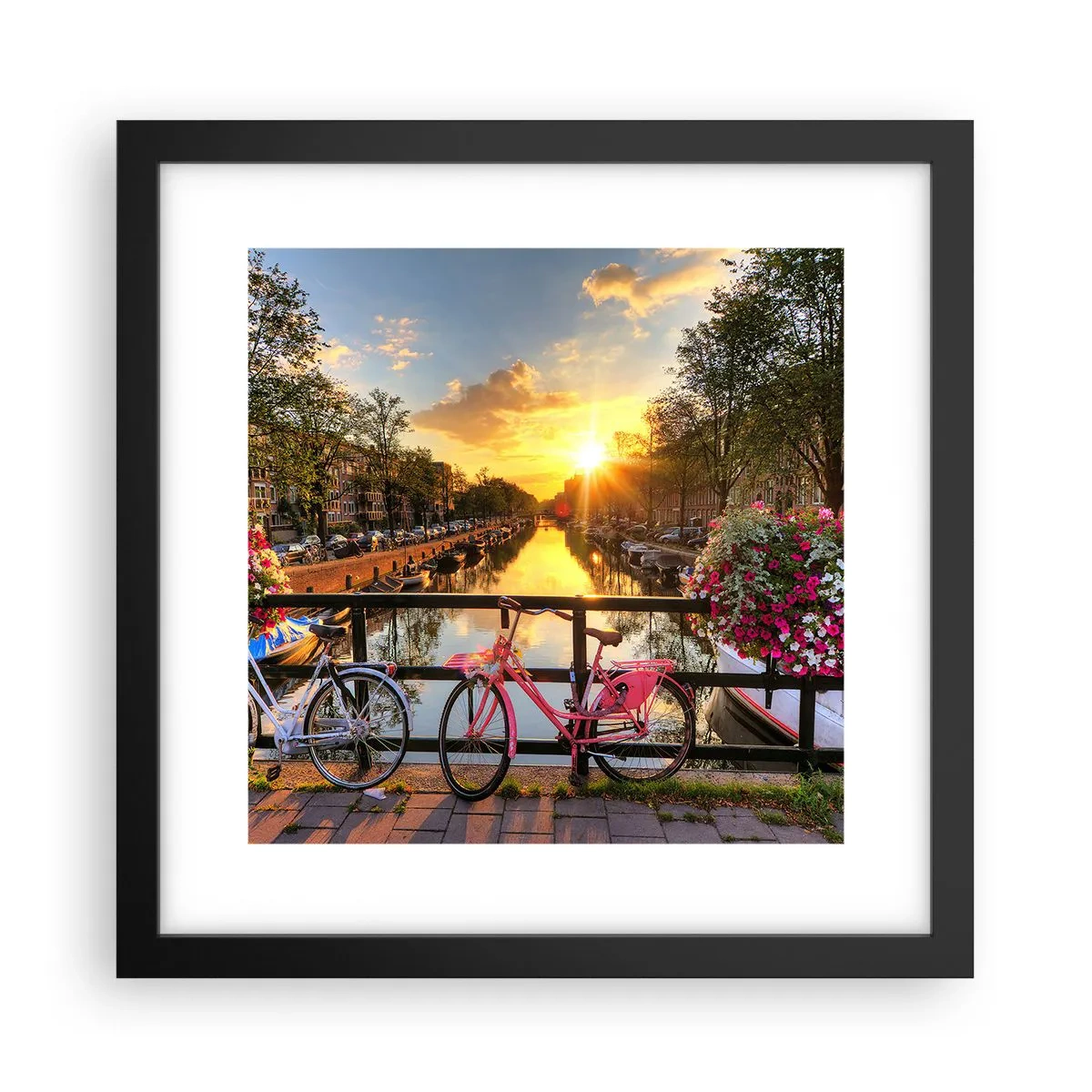 Plakat i sort ramme - Forårsmorgen i Amsterdam - 30x30 cm
