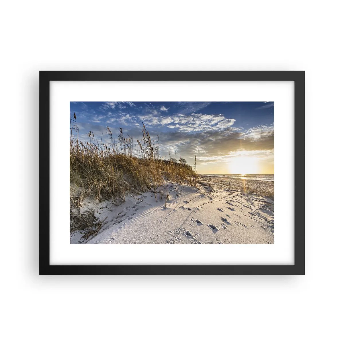 Plakat i sort ramme - Indbydelse til en vandretur - 40x30 cm