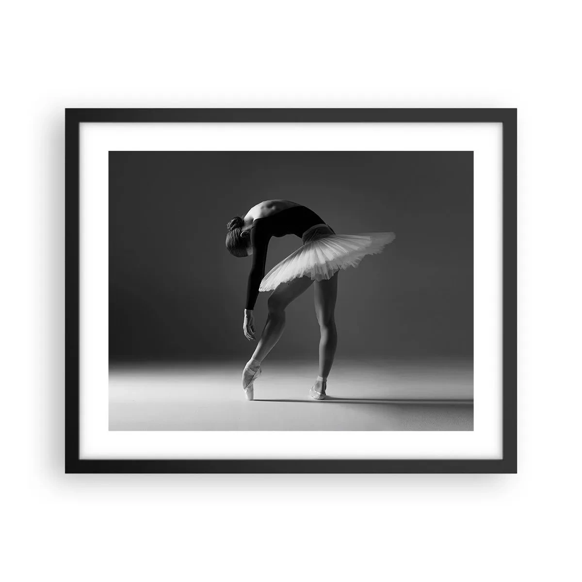 Plakat i sort ramme - Bella balerina - 50x40 cm
