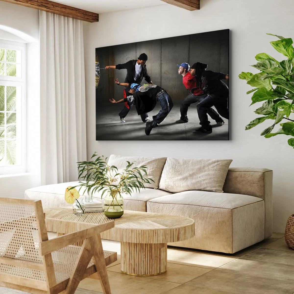 Lærredstryk - Billede på lærred - En gruppe hiphop-dansere i en dynamisk koreografi - 70x50cm - Danser med vinden på gaden - Moderne vægdekoration til stue og soveværelse ARTTOR