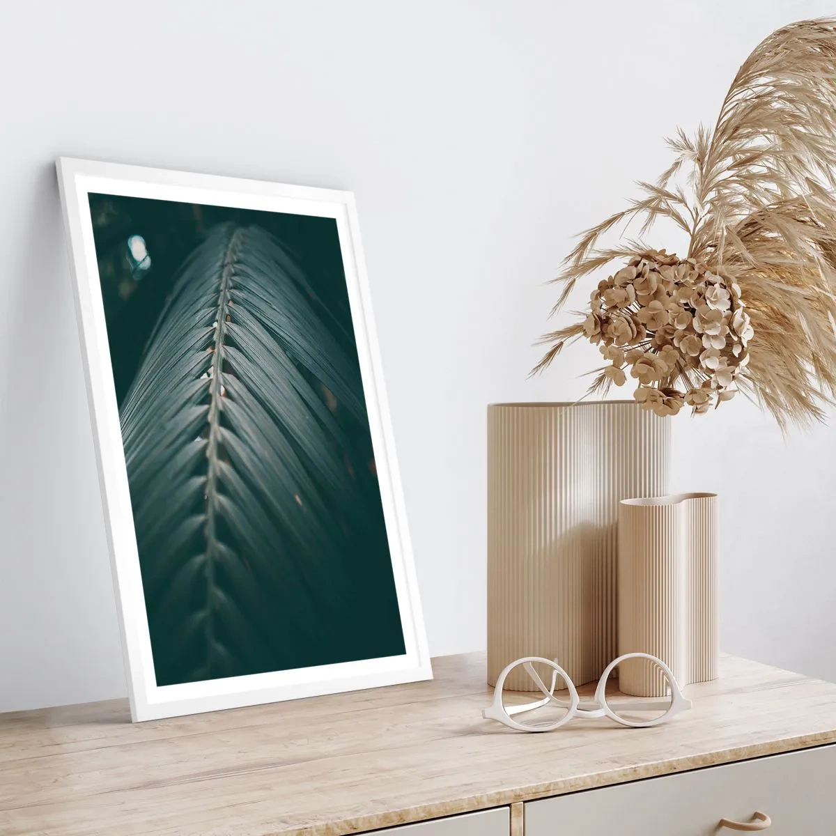 Plakat i hvid ramme - Naturens præcision - 61x91 cm