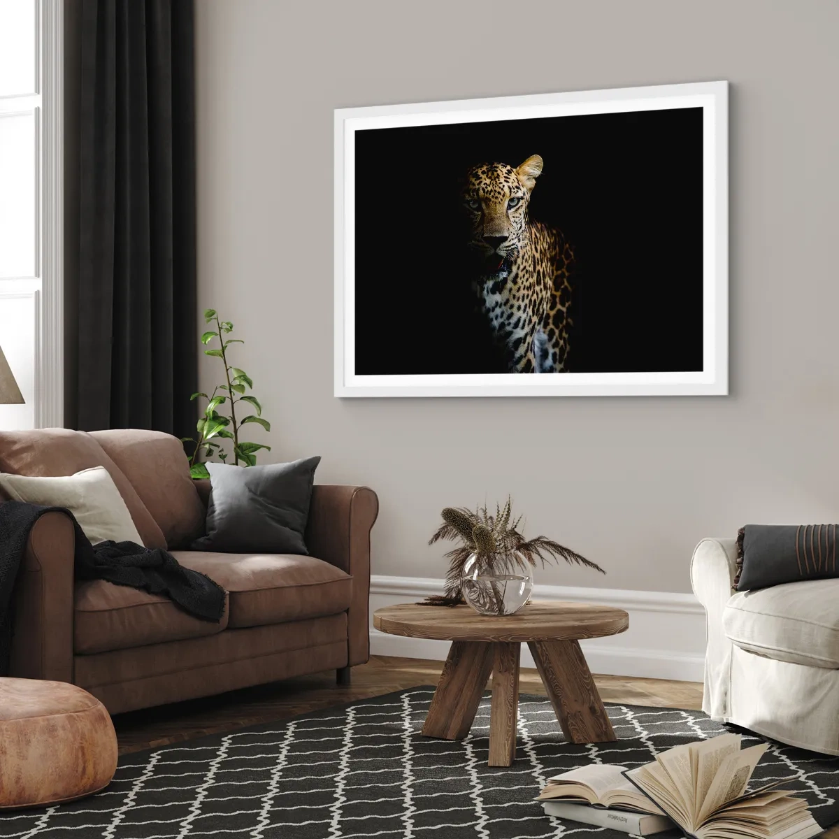 Plakat i hvid ramme - Mørk skønhed - 100x70 cm