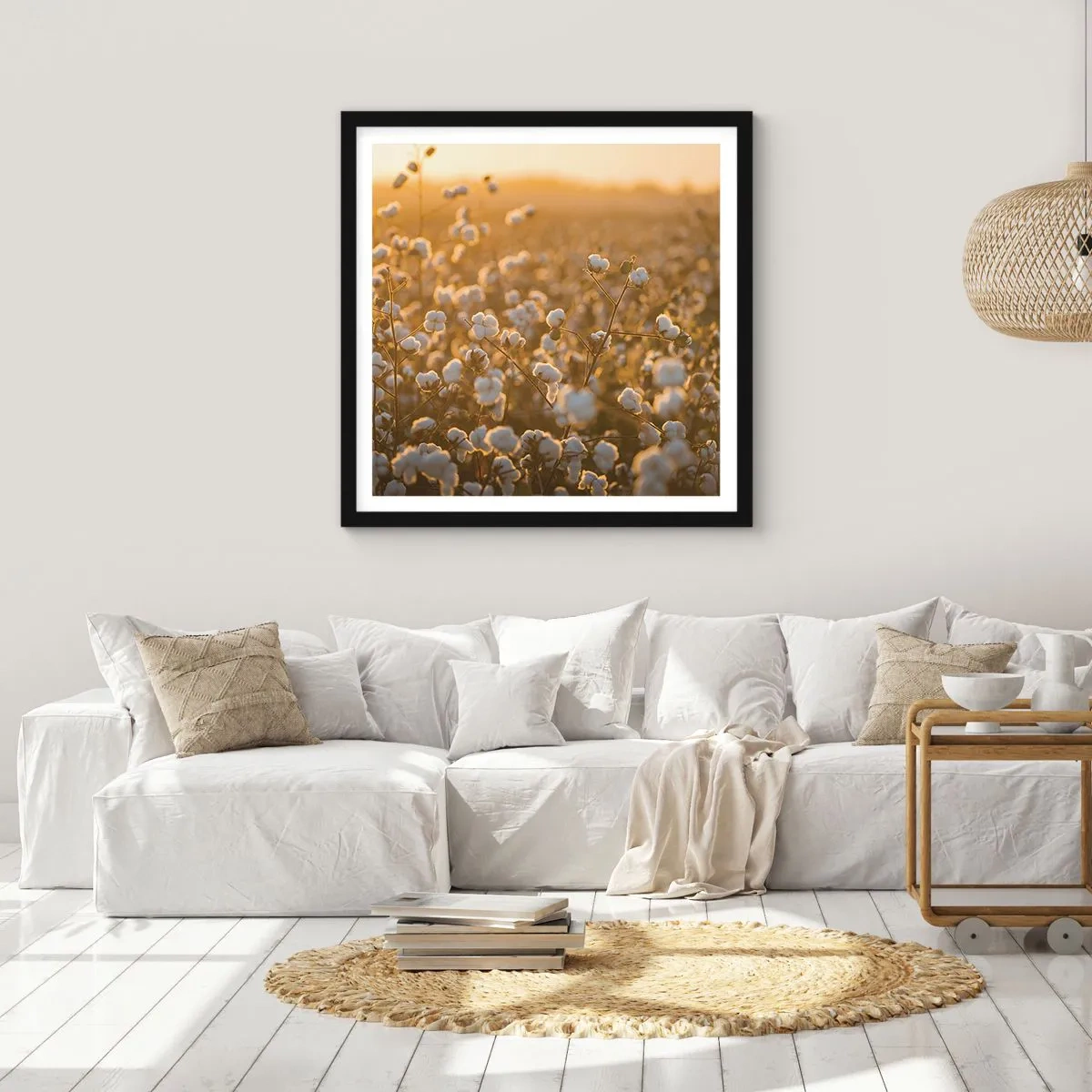 Plakat i sort ramme - Et luftigt felt - 40x40 cm