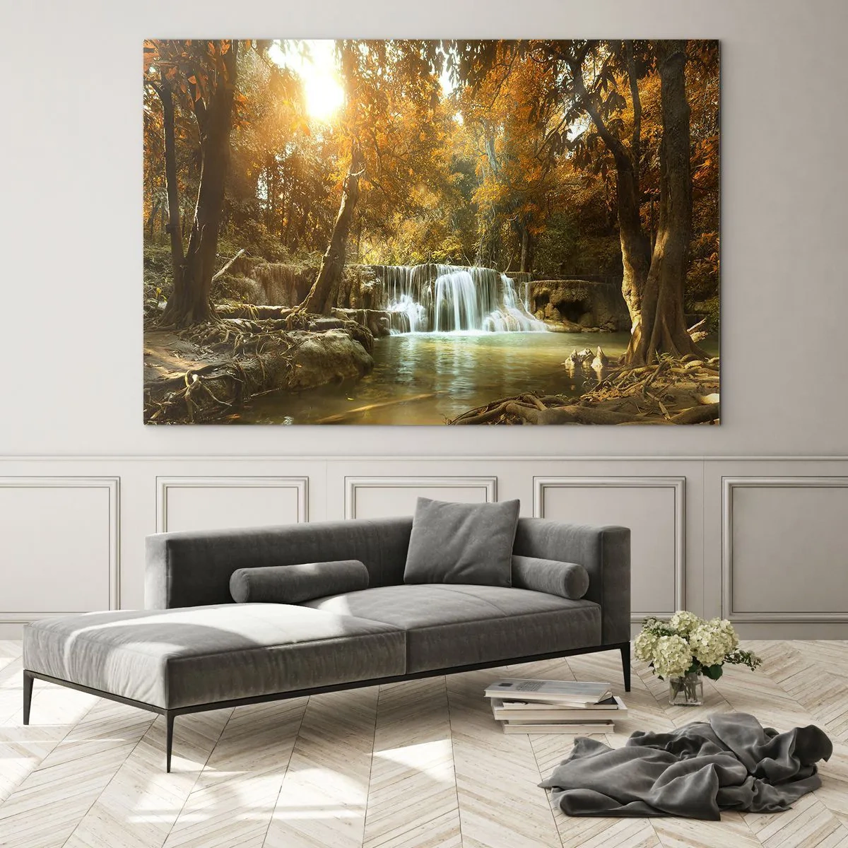 Billede på glas - Et vandfald i en park omgivet af træer i efterårsfarver - 70x50cm - Kaskade i parken - Moderne vægdekoration til stue og soveværelse ARTTOR