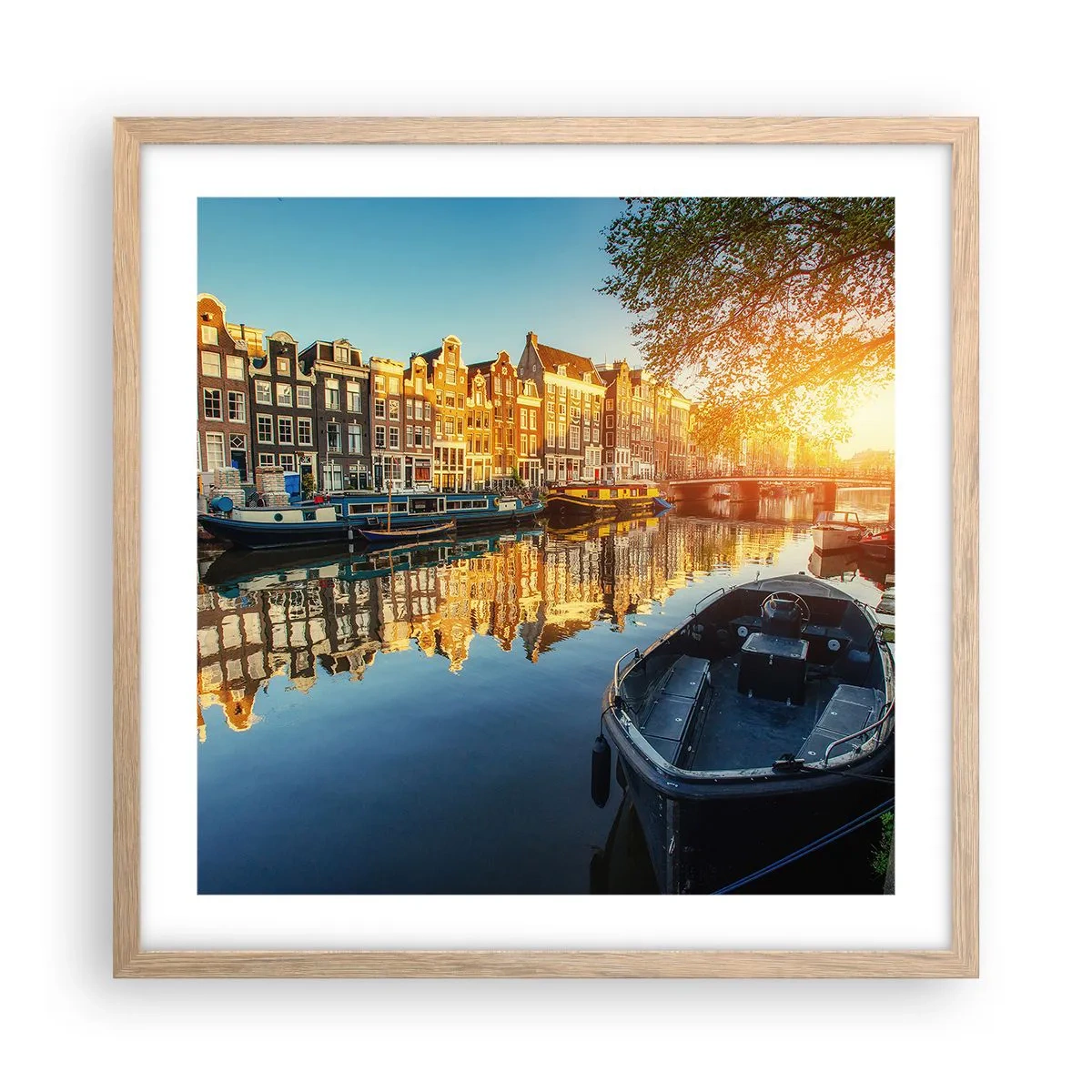 Plakat i ramme af lyst egetræ - Morgen i Amsterdam - 50x50 cm