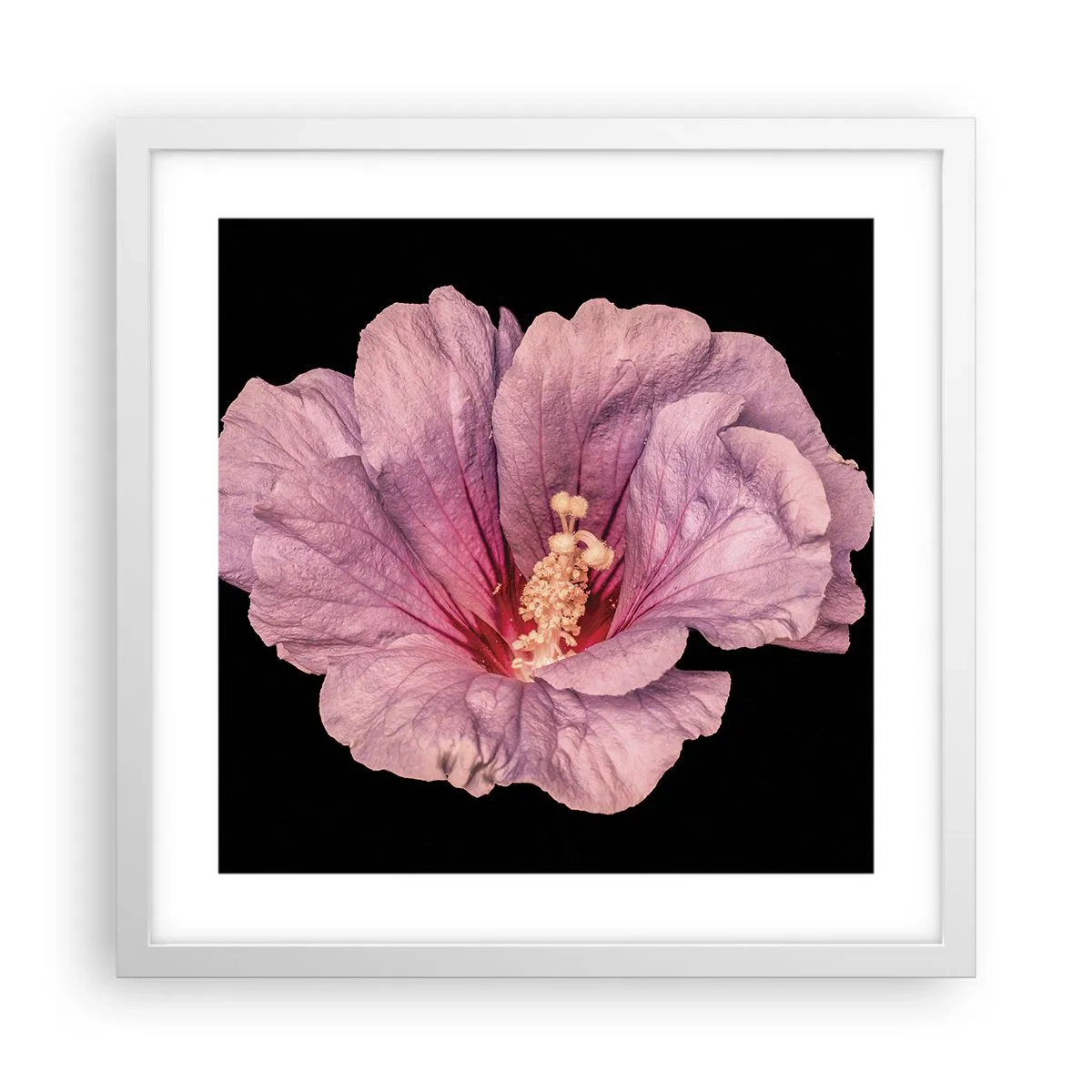 Plakat i hvid ramme - Lige i hjertet - 40x40 cm