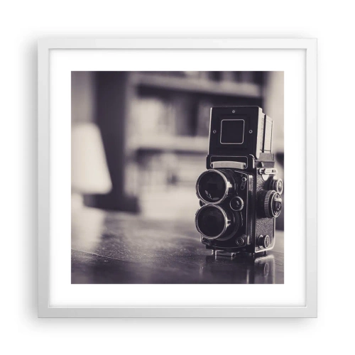 Plakat i hvid ramme - Magien i et gammelt fotografi - 40x40 cm