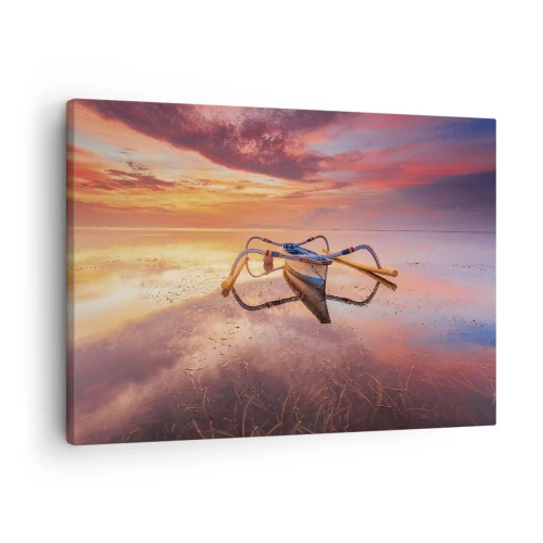 Lærredstryk - Billede på lærred - En båd på roligt vand ved solnedgang - 70x50cm - Roen ved en tropisk aften - Moderne vægdekoration til stue og soveværelse ARTTOR