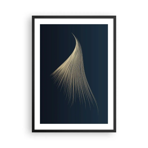 Plakat i sort ramme - En gylden abstrakt form, der ligner en hårlok på en marineblå baggrund. - 50x70cm - Som en engels hår - Moderne vægdekoration til stue og soveværelse ARTTOR