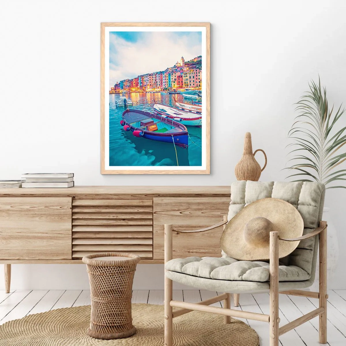 Plakat i ramme af lyst egetræ - En farverig aften i havnen - 50x70 cm