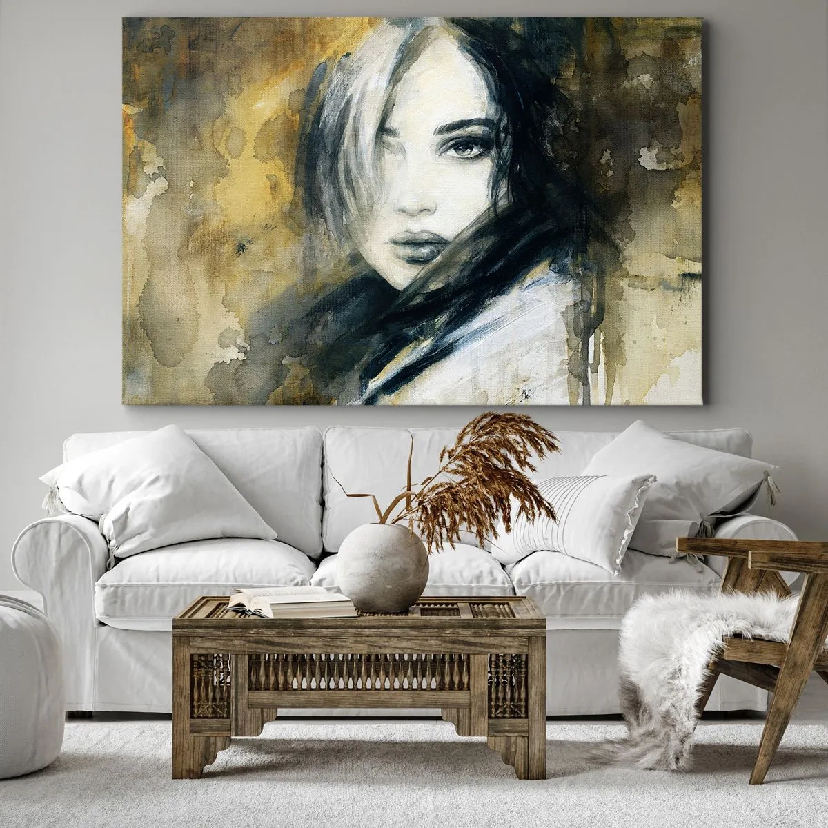 Lærredstryk - Billede på lærred - Portræt af en kvinde mod en baggrund af abstrakte pletter i beige nuancer - 70x50cm - mere uskyldig eller sensuel? - Moderne vægdekoration til stue og soveværelse ARTTOR