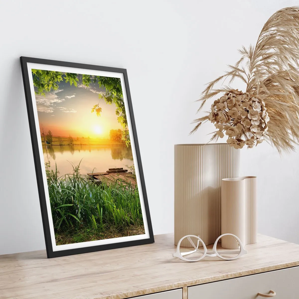 Plakat i sort ramme - Landskab i en grøn ramme - 40x50 cm