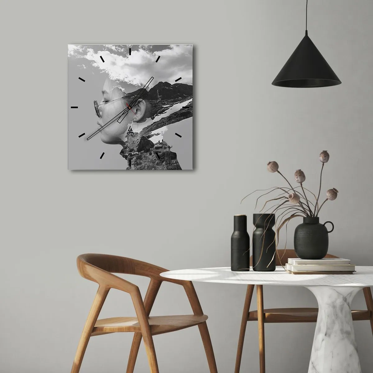 Vægur, Uret - Portræt af toppen og skyen - 30x30 cm