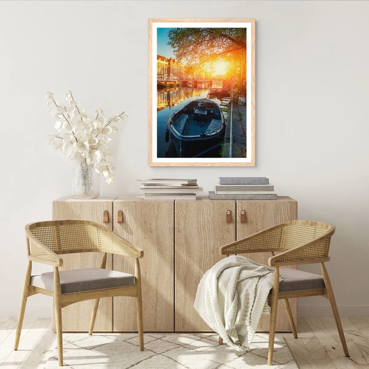 Plakat i ramme af lyst egetræ - Morgen i Amsterdam - 50x70 cm