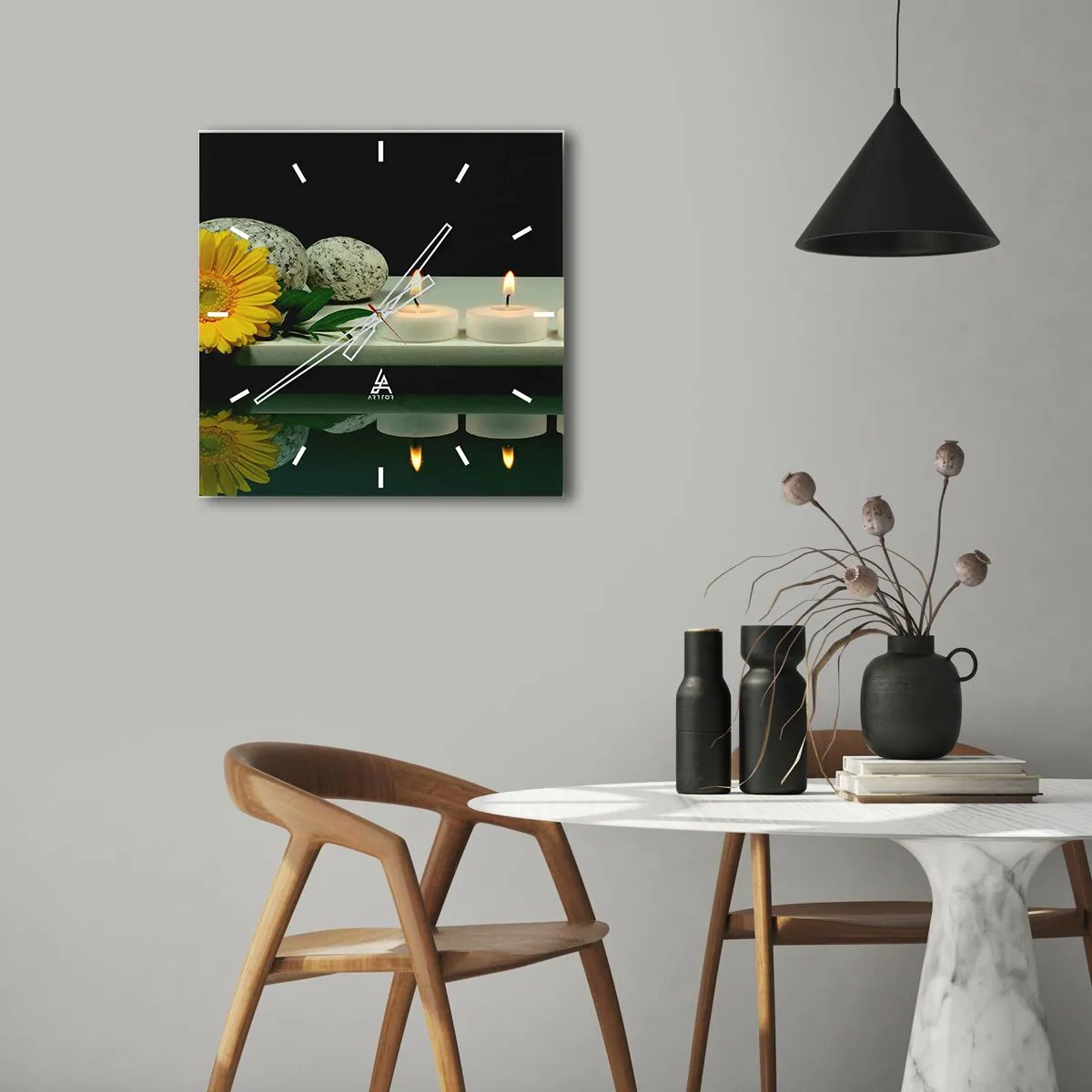 Vægur, Uret - Beroliger sanserne - 40x40 cm