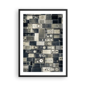 Plakat i sort ramme - Collage af højttalere i grå nuancer - 50x70cm - Og alt er i orden - Moderne vægdekoration til stue og soveværelse ARTTOR