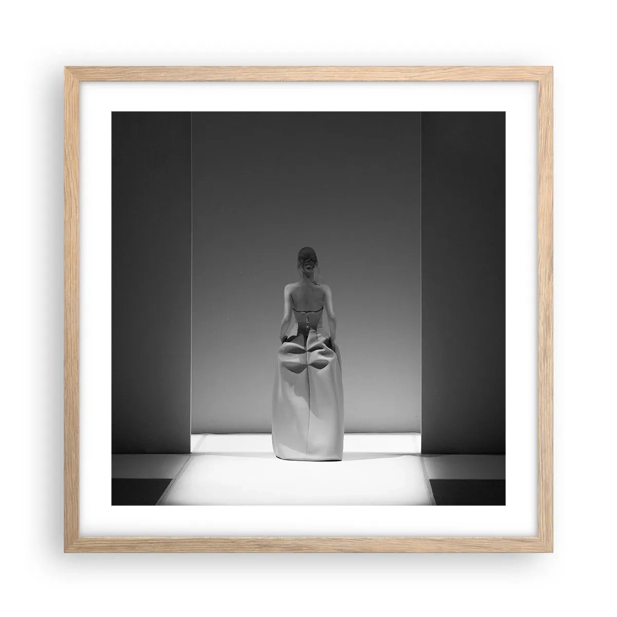 Plakat i ramme af lyst egetræ - Raffineret enkelhed - 50x50 cm