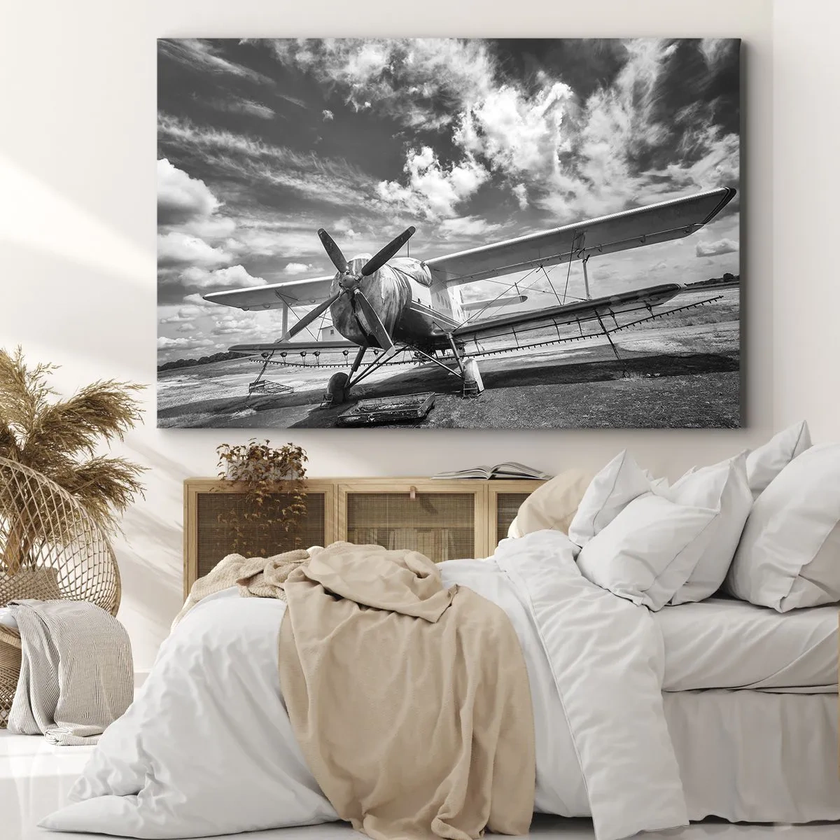 Lærredstryk - Billede på lærred - Et gammelt fly i lufthavnen i sort-hvid - 70x50cm - Jeg kan ikke vente! - Moderne vægdekoration til stue og soveværelse ARTTOR