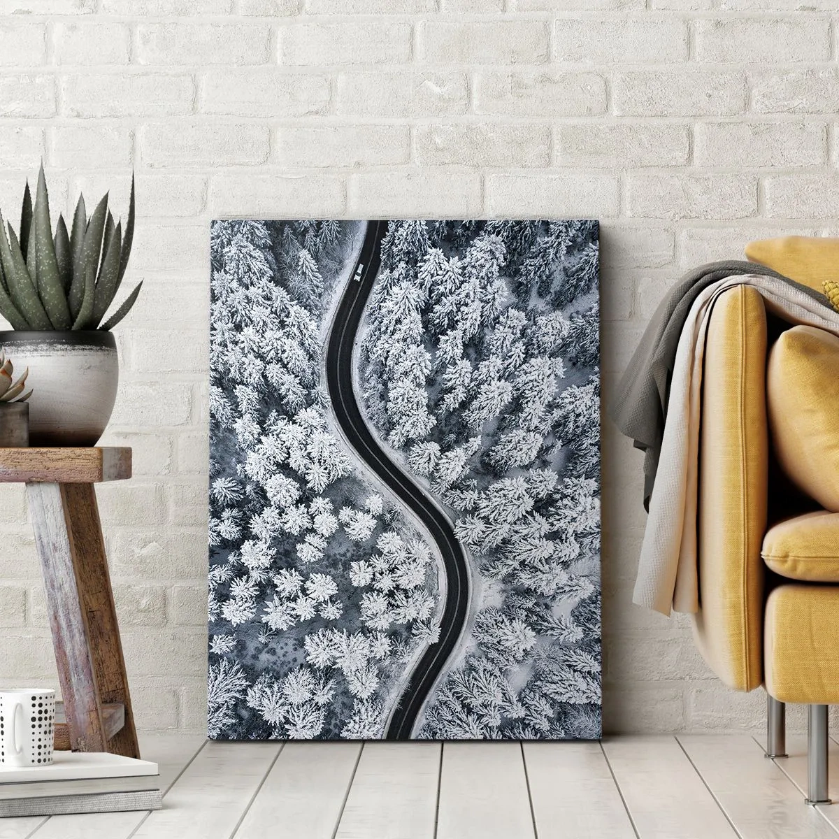 Lærredstryk - Billede på lærred - Gennem en vinterskov - 45x80 cm