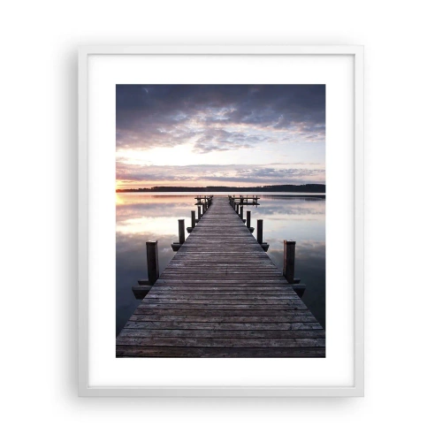 Plakat i hvid ramme - Den tavse grænse mellem dag og nat - 40x50 cm
