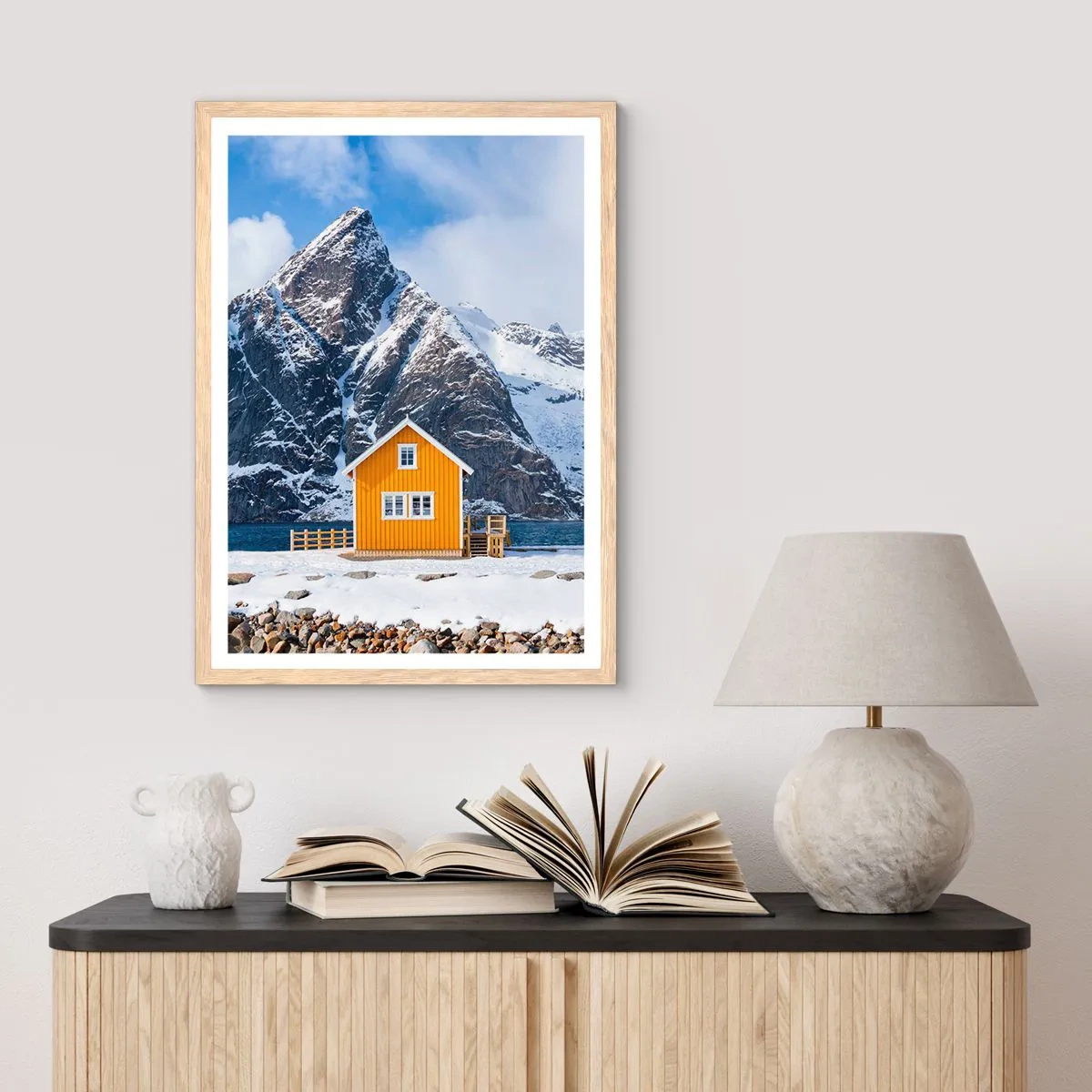 Plakat i ramme af lyst egetræ - Skandinavisk ferie - 30x40 cm