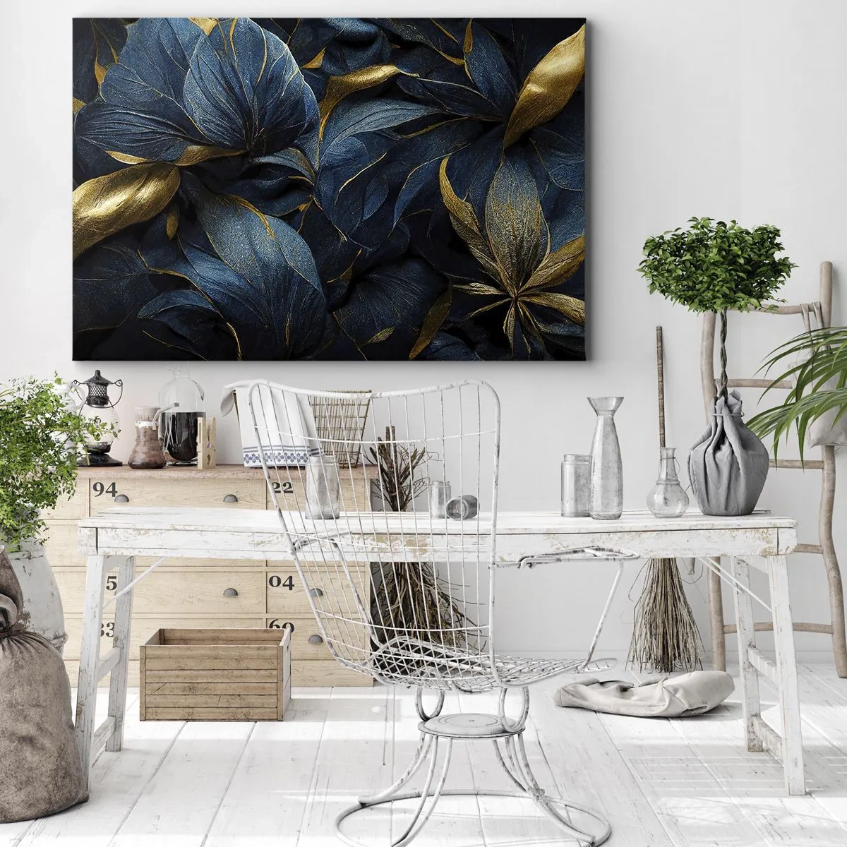 Lærredstryk - Billede på lærred - Elegante blade i nuancer af guld og marineblå - 70x50cm - Foret med guld - Moderne vægdekoration til stue og soveværelse ARTTOR