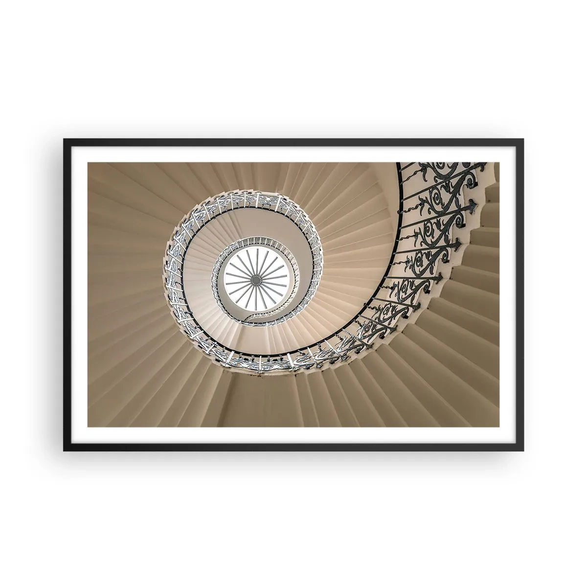 Plakat i sort ramme - I midten af en skal - 91x61 cm