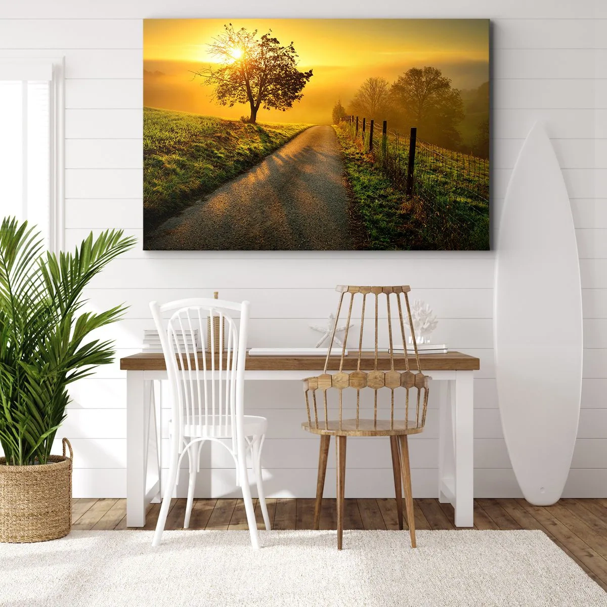 Lærredstryk - Billede på lærred - En malerisk vej ved solnedgang med et ensomt træ i baggrunden - 70x50cm - Kære eftermiddag - Moderne vægdekoration til stue og soveværelse ARTTOR